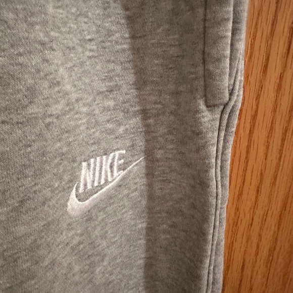 Nike Gray Jogger Pants - Picture 2 of 5